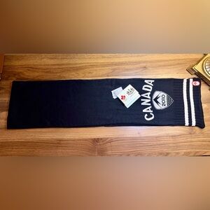 Hudson's Bay Company 2010 Canada Olympic Scarf-Black&Grey
